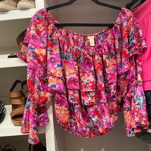 M- off the shoulder floral print